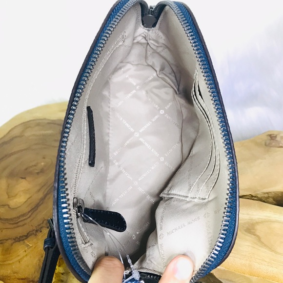 Michael Kors Adele Medium Dome Crossbody Bag - Picture 6 of 8